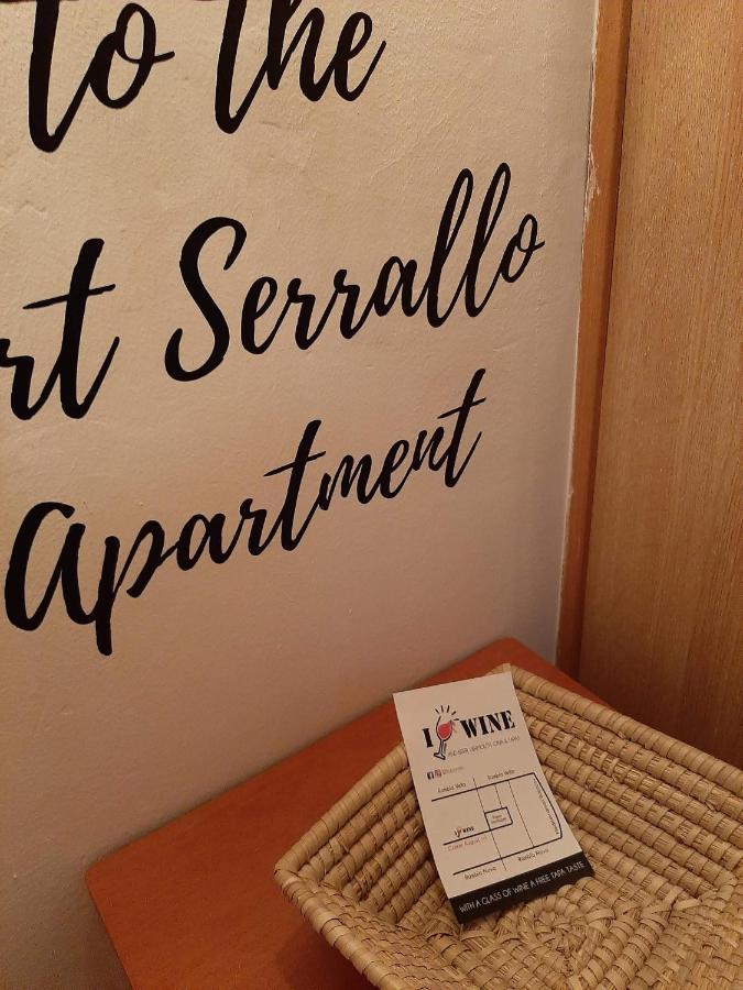 Port Serrallo